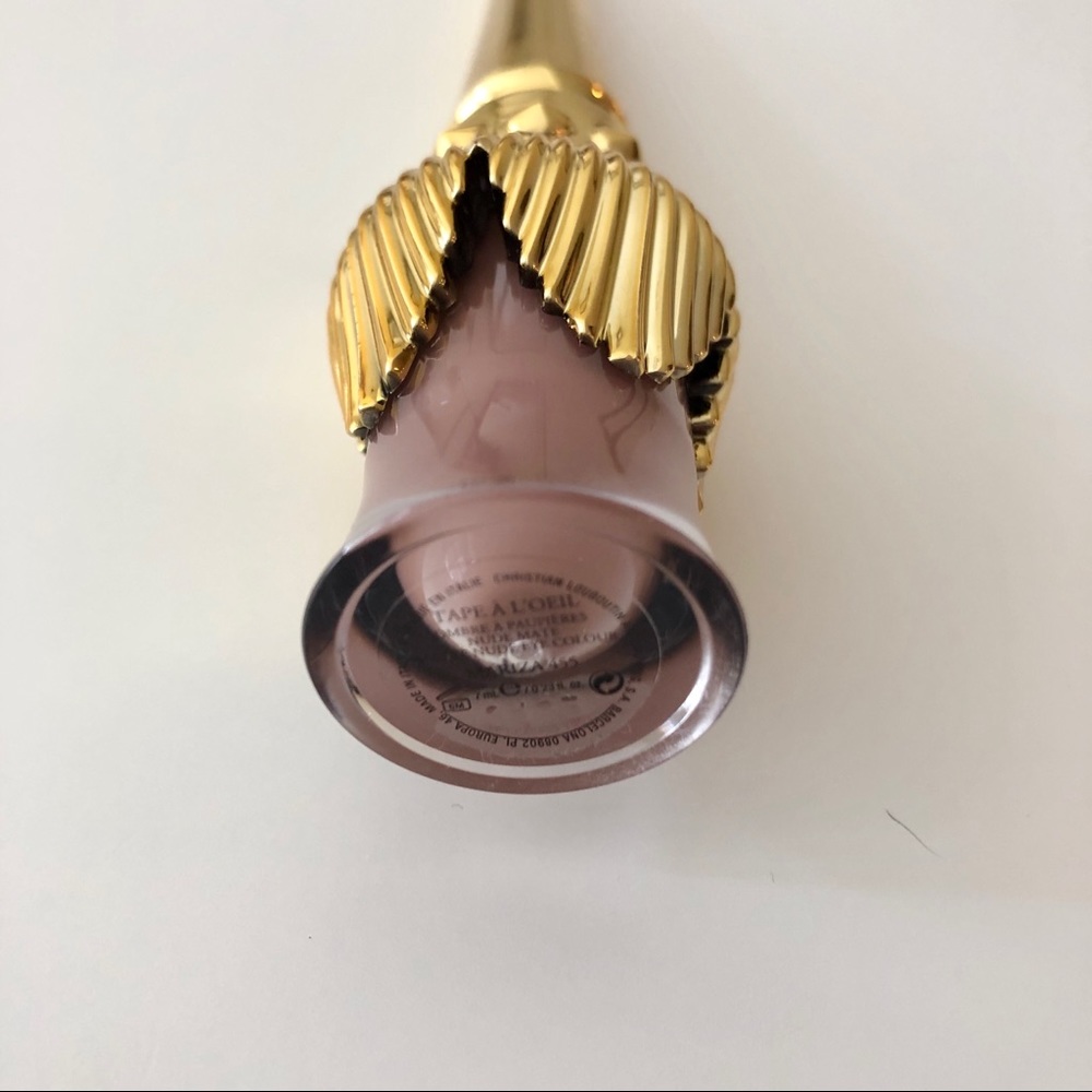 NWB Louboutin Tape A’Loeil Maritza shadow